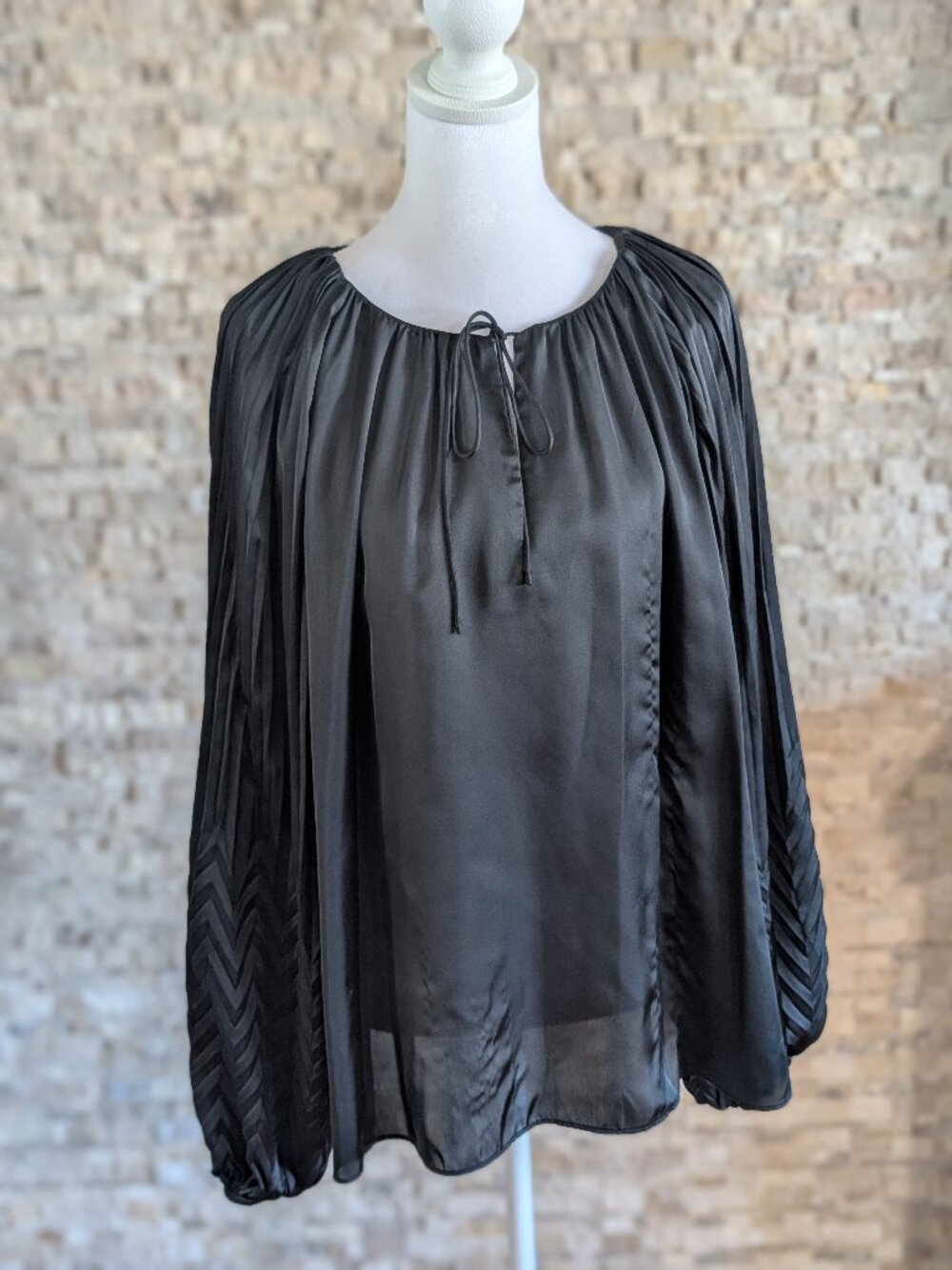 Johnny Was Jade Gemma Pleated Blouse Black Satin Tie Neck Balloon Sleeve XL